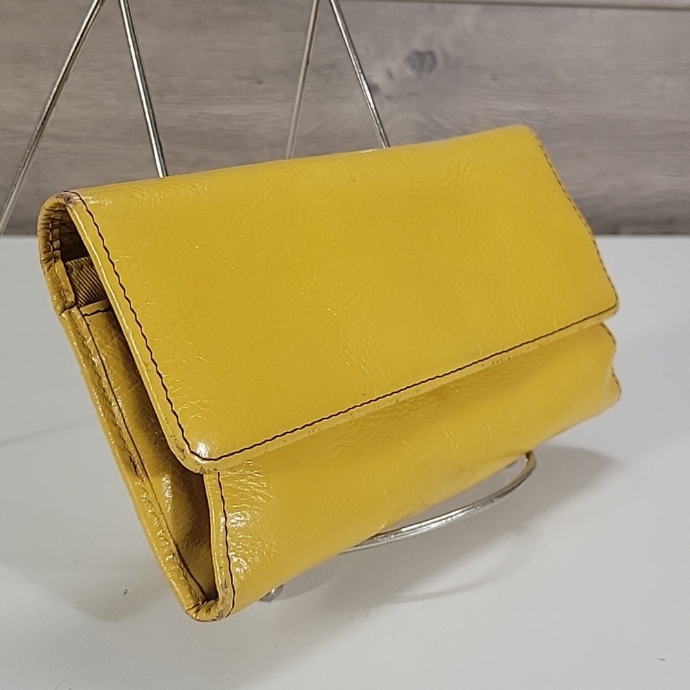 Hobo International Yellow Leather Clutch Wallet - Picture 2 of 13